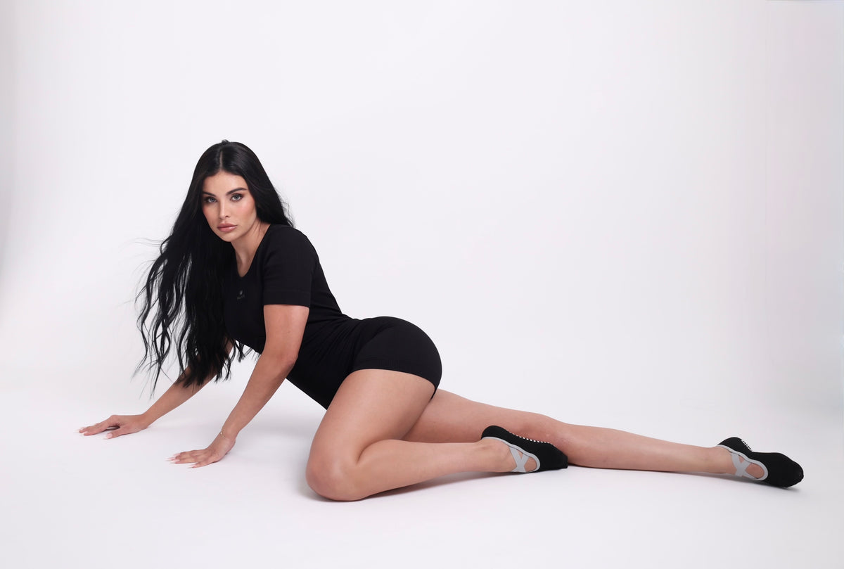 EMILI ROSE model in the Private Circle editorial